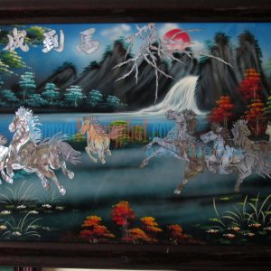 Tranh Tân Gia Khai Trương Bát Mã Truy Phong 60x90